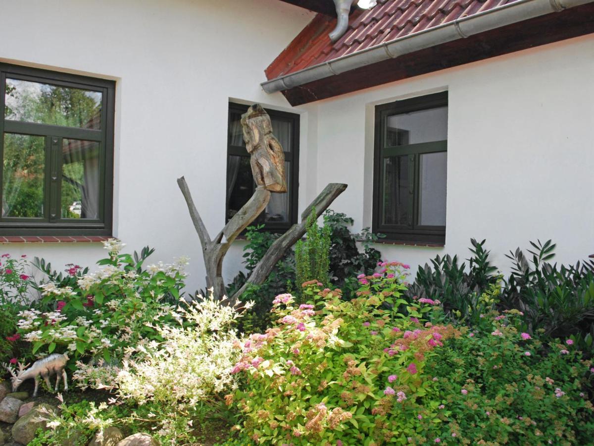 Apartment Gästehaus Alte Schule-10 Dargun Exterior foto